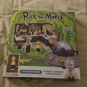 Rick and Morty Spaceship and Garage set
